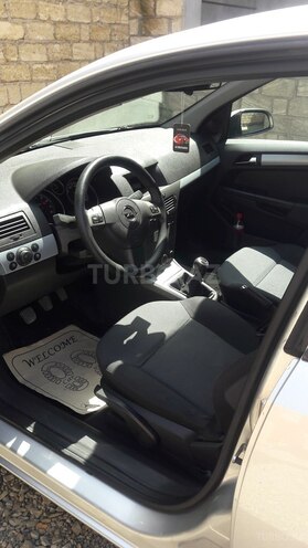 Opel Astra 2006, 121,000 km - 1.4 л - Gəncə