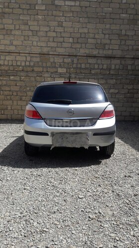Opel Astra 2006, 121,000 km - 1.4 л - Gəncə