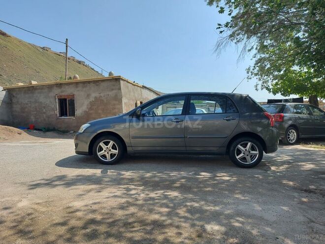 Toyota Corolla 2005, 181,000 km - 1.4 l - Bakı