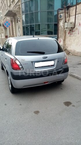 Kia Rio 2005, 130,000 km - 1.4 л - Bakı