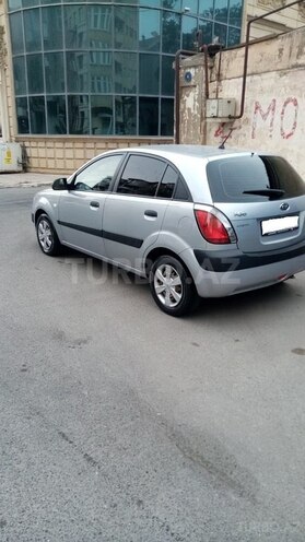 Kia Rio 2005, 130,000 km - 1.4 л - Bakı
