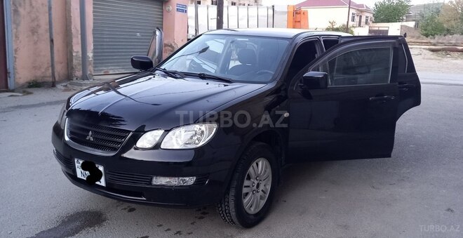 Mitsubishi Airtrek 2002, 189,000 km - 2.0 l - Bakı