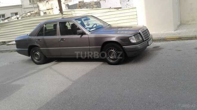 Mercedes E 250 1993, 750,000 km - 2.5 l - Bakı