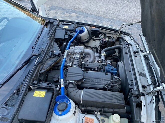BMW 535 1993, 300,777 km - 3.5 l - Bakı