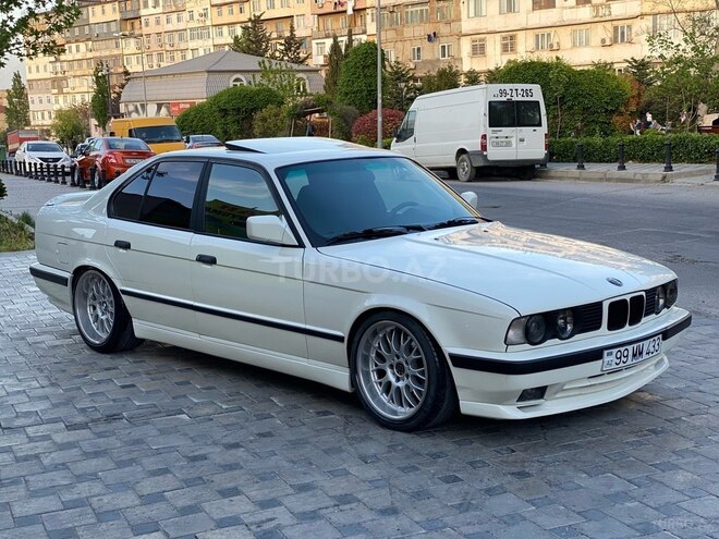BMW 535 1993, 300,777 km - 3.5 l - Bakı