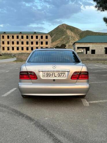 Mercedes E 240 2001, 170,000 km - 2.6 l - Mingəçevir