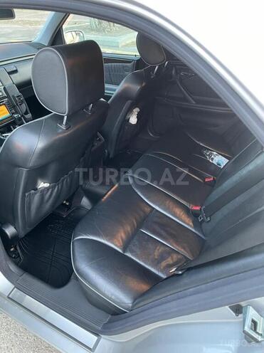 Mercedes E 240 2001, 170,000 km - 2.6 l - Mingəçevir