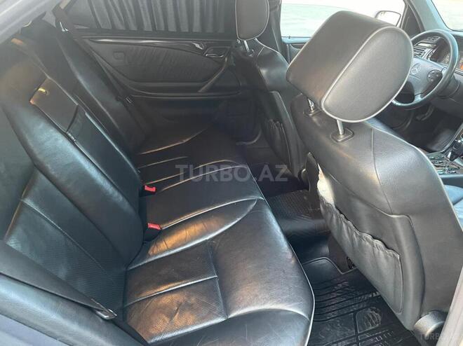 Mercedes E 240 2001, 170,000 km - 2.6 l - Mingəçevir