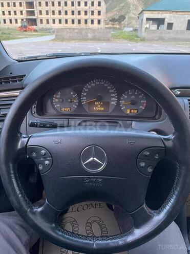 Mercedes E 240 2001, 170,000 km - 2.6 l - Mingəçevir