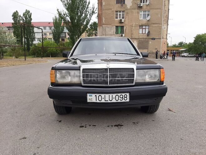 Mercedes 190 1991, 250,000 km - 2.0 l - Sumqayıt