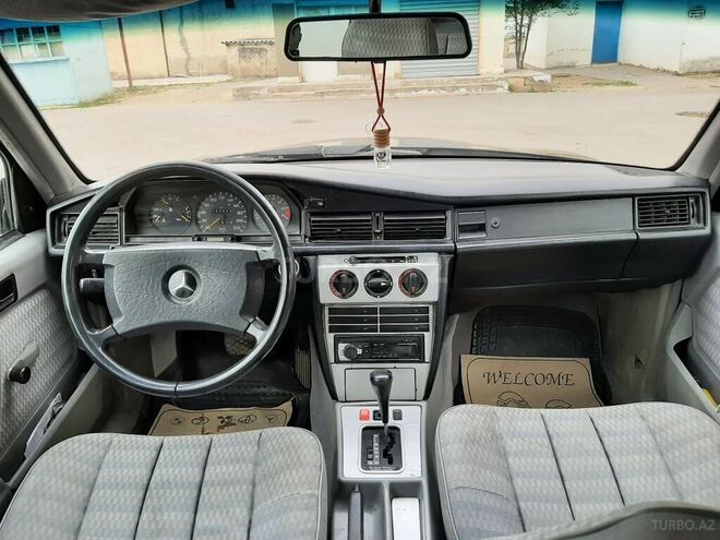 Mercedes 190 1991, 250,000 km - 2.0 l - Sumqayıt