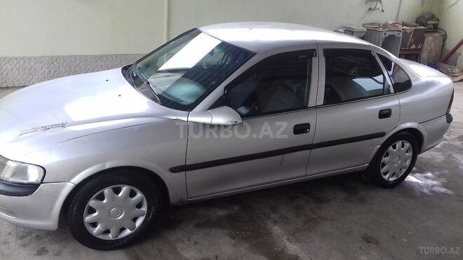 Opel Vectra 1998, 298,500 km - 1.6 л - Bakı