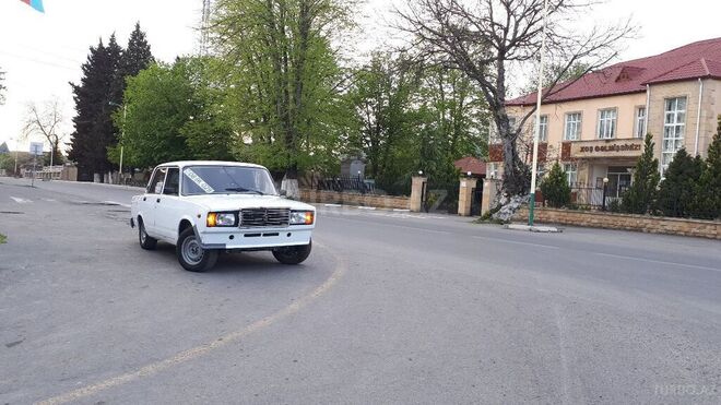 LADA (VAZ) 2107 2003, 140,000 km - 1.6 л - Balakən
