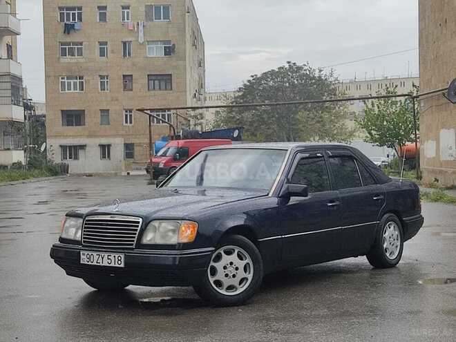 Mercedes E 220 1994, 404,000 km - 2.2 l - Bakı