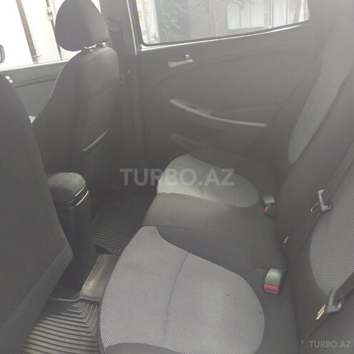 Hyundai Accent 2011, 233,000 km - 1.6 l - Bakı