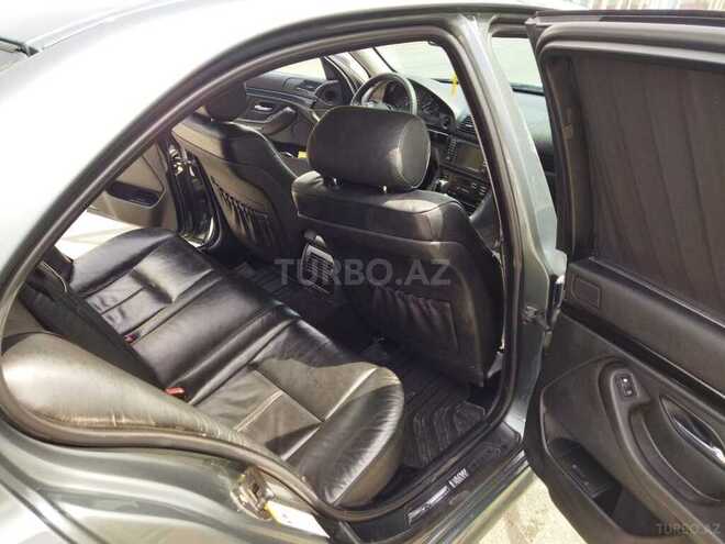 BMW 525 2002, 300,000 km - 2.5 l - Bakı