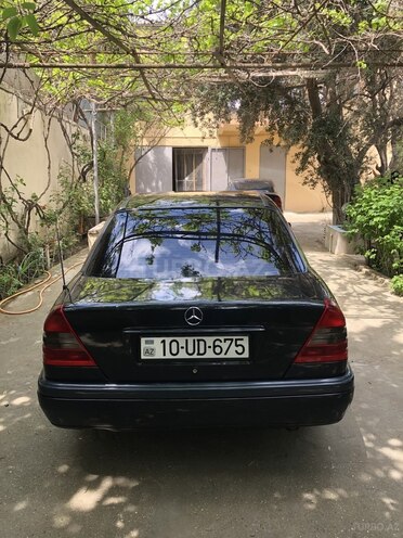Mercedes C 180 1995, 310,000 km - 1.8 l - Bakı