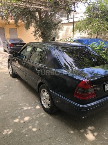 Mercedes C 180 1995, 310,000 km - 1.8 l - Bakı