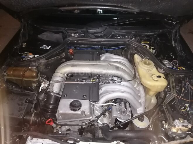 Mercedes E 300 1994, 325,000 km - 3.0 l - Bakı
