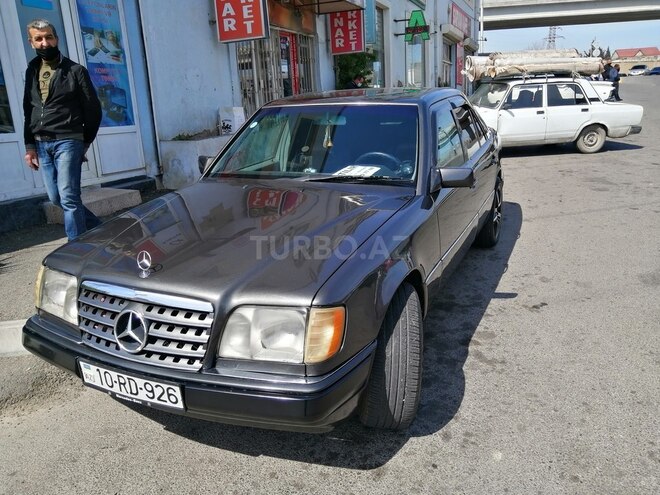 Mercedes E 300 1994, 325,000 km - 3.0 l - Bakı