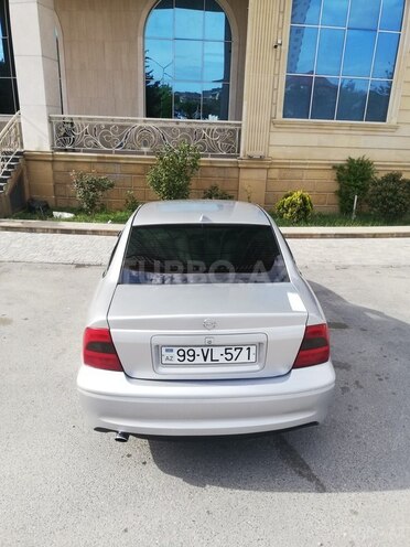 Opel Vectra 1999, 320,000 km - 2.0 l - Bakı