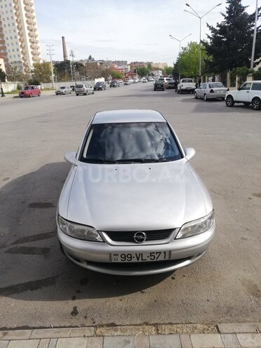 Opel Vectra 1999, 320,000 km - 2.0 l - Bakı