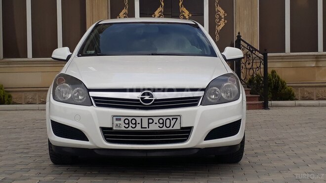 Opel Astra 2010, 149,000 km - 1.3 л - Bakı