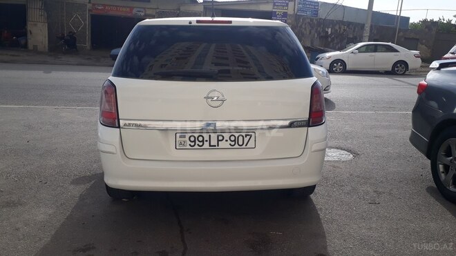 Opel Astra 2010, 149,000 km - 1.3 л - Bakı