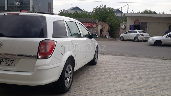 Opel Astra 2010, 149,000 km - 1.3 л - Bakı