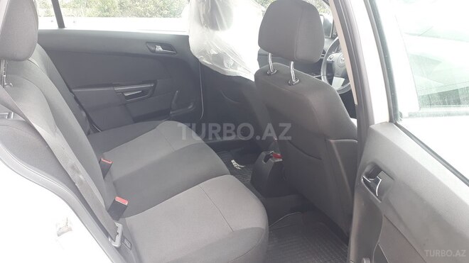 Opel Astra 2010, 149,000 km - 1.3 л - Bakı