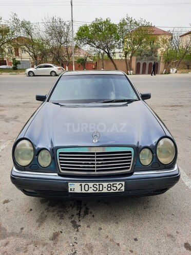 Mercedes E 230 1996, 247,000 km - 2.3 l - Bakı