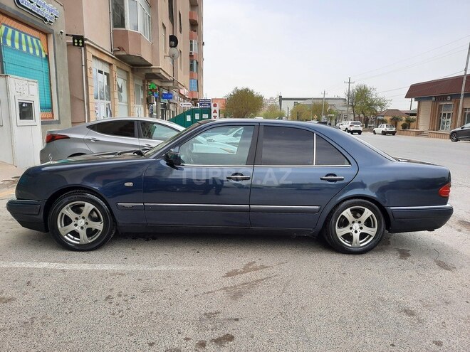 Mercedes E 230 1996, 247,000 km - 2.3 l - Bakı