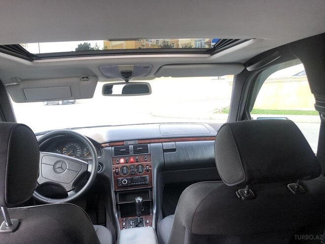 Mercedes E 200 1998, 191,000 km - 2.0 l - Bakı