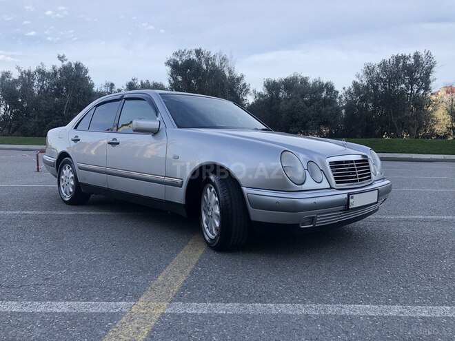 Mercedes E 200 1998, 191,000 km - 2.0 l - Bakı