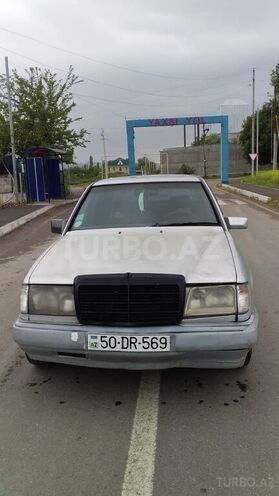 Mercedes E 250 1989, 470,000 km - 2.5 l - İsmayıllı