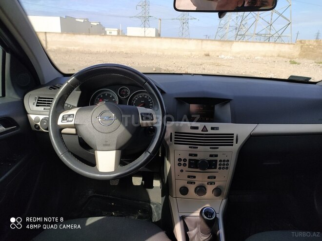 Opel Astra 2007, 170,000 km - 1.4 l - Bakı