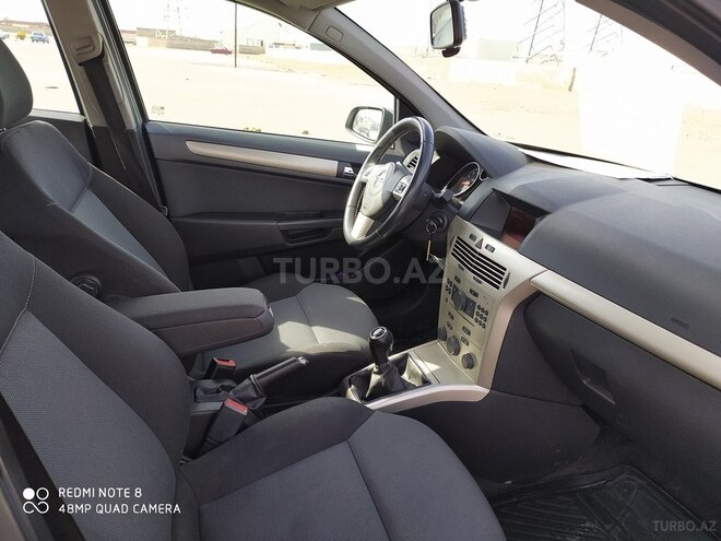Opel Astra 2007, 170,000 km - 1.4 l - Bakı