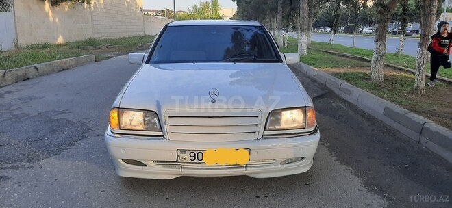 Mercedes C 240 1999, 286,000 km - 2.4 л - Sumqayıt