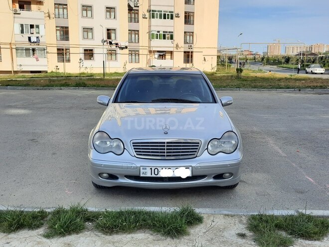 Mercedes C 200 2000, 242,000 km - 2.0 л - Bakı