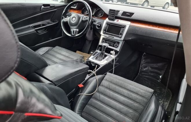 Volkswagen Passat 2010, 230,500 km - 1.8 л - Şirvan