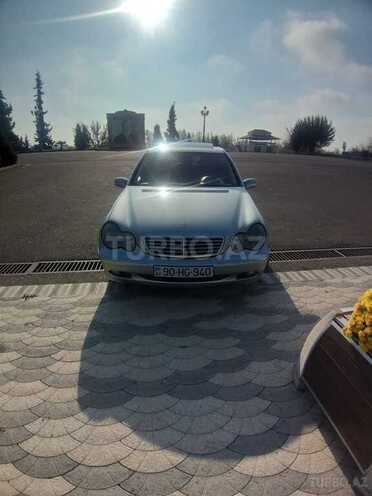 Mercedes C 240 2000, 230,000 km - 2.4 l - Ağcabədi