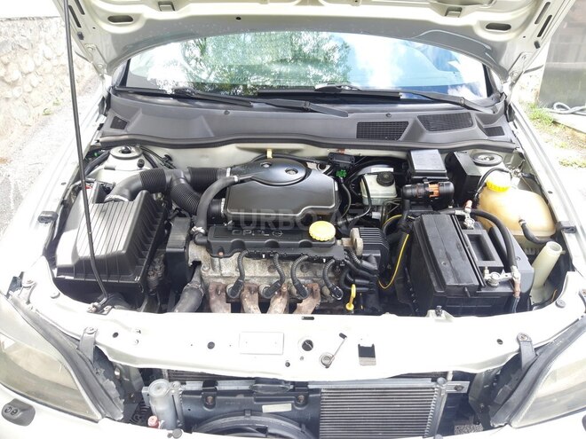 Opel Astra 1998, 256,895 km - 1.6 l - Şəki