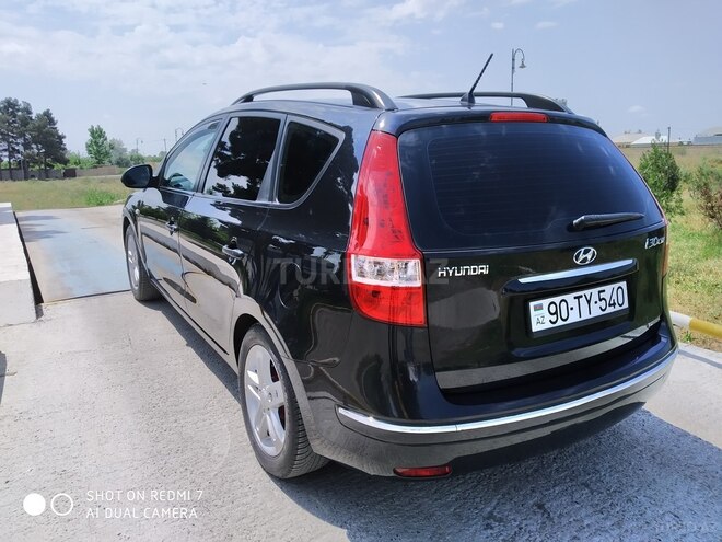 Hyundai i30 2010, 165,000 km - 1.6 l - Salyan