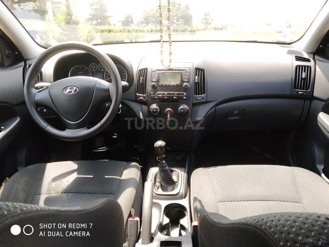 Hyundai i30 2010, 165,000 km - 1.6 l - Salyan