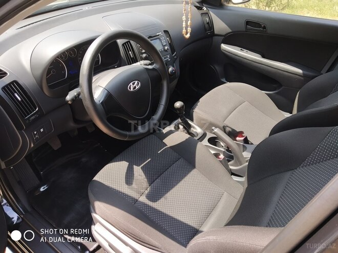 Hyundai i30 2010, 165,000 km - 1.6 l - Salyan