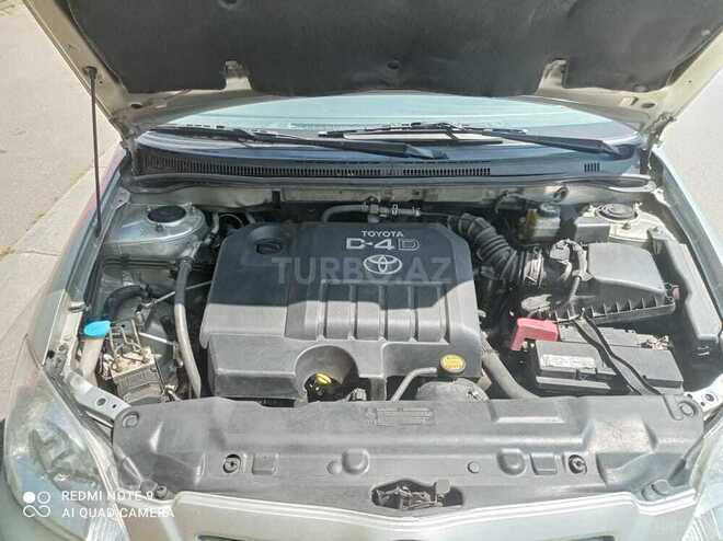 Toyota Corolla 2005, 215,000 km - 1.4 l - Sumqayıt
