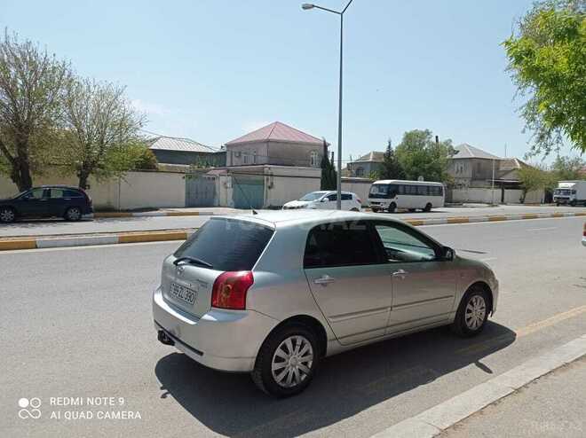 Toyota Corolla 2005, 215,000 km - 1.4 l - Sumqayıt