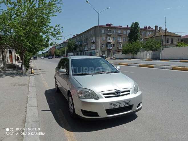 Toyota Corolla 2005, 215,000 km - 1.4 l - Sumqayıt