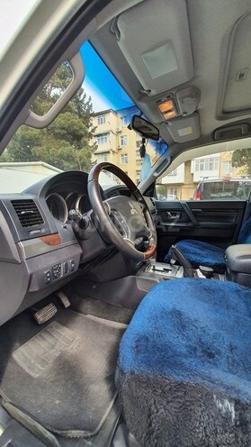 Mitsubishi Pajero 2010, 176,000 km - 3.5 л - Bakı