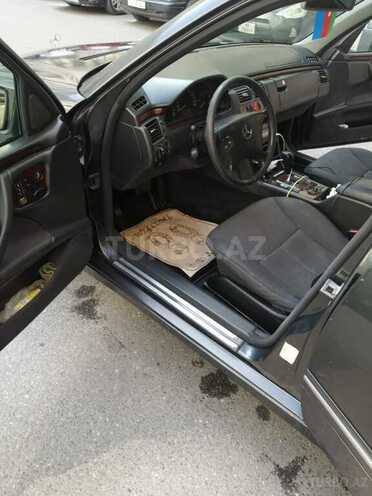 Mercedes E 270 2000, 480,480 km - 2.7 l - Bakı